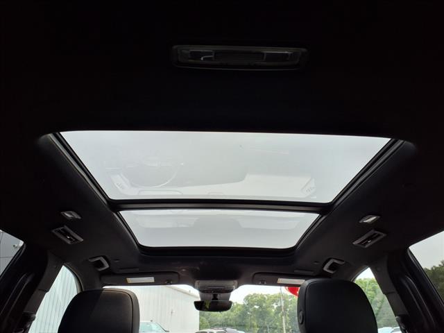 used 2024 Chevrolet Traverse car, priced at $55,995