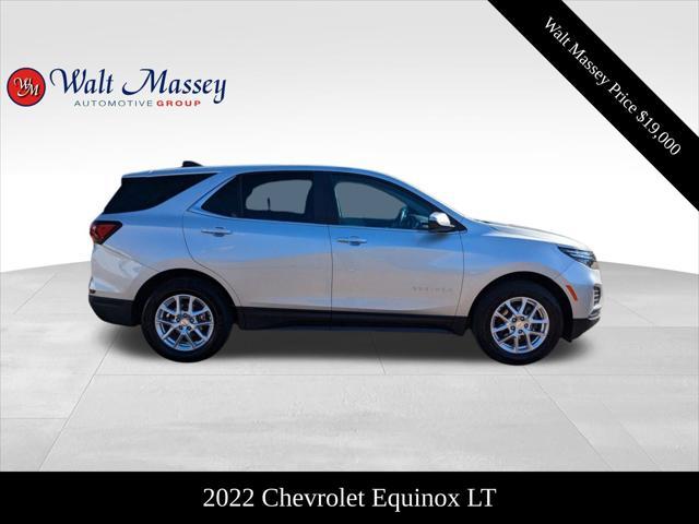 used 2022 Chevrolet Equinox car, priced at $19,000