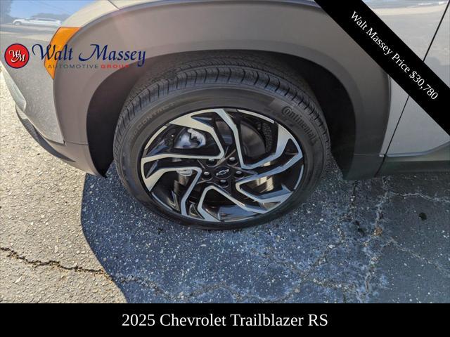 new 2025 Chevrolet TrailBlazer car, priced at $30,780