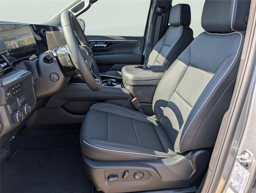 new 2026 Chevrolet Suburban car, priced at $76,776