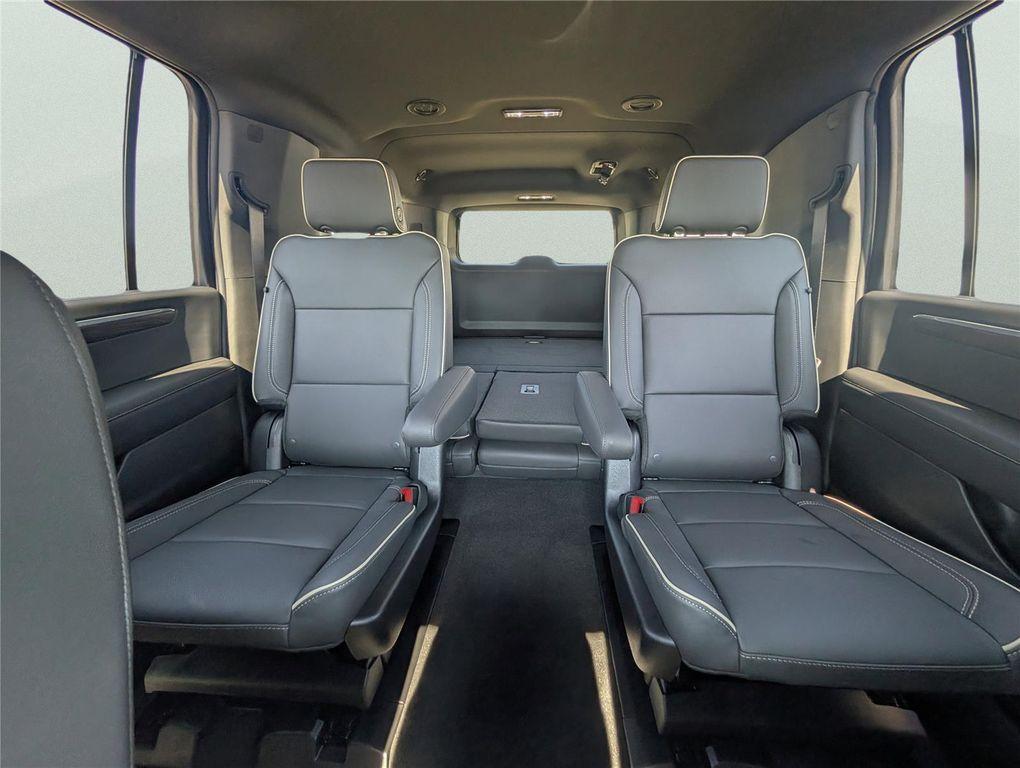 new 2026 Chevrolet Suburban car, priced at $76,776