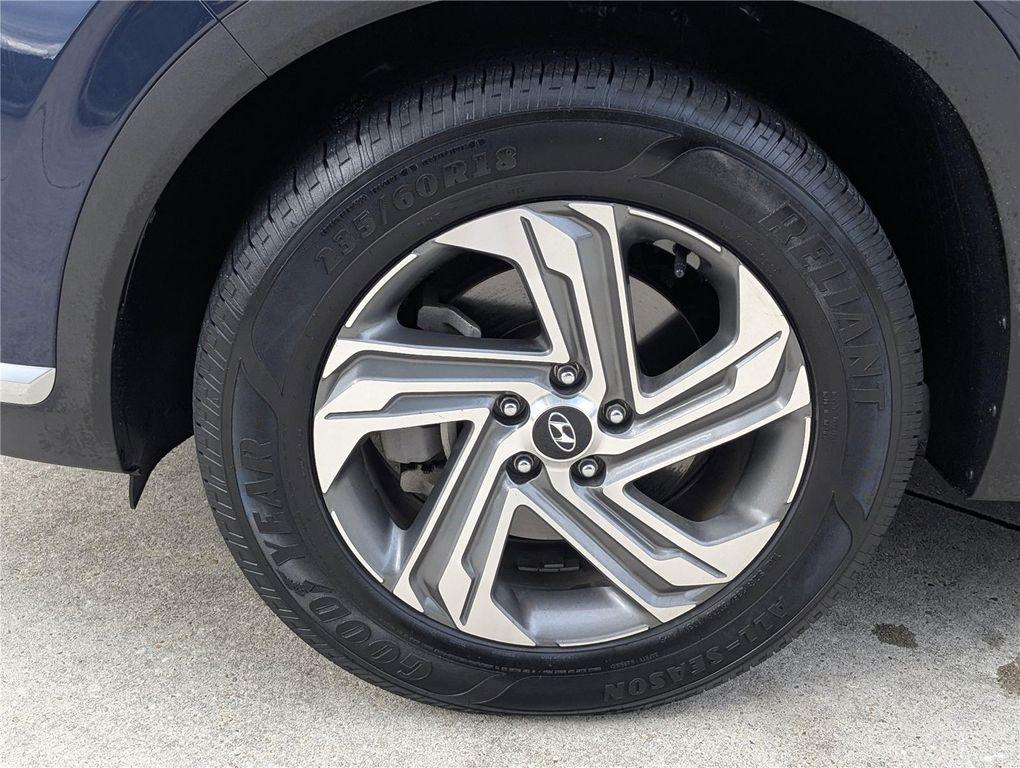 used 2021 Hyundai Santa Fe car, priced at $19,599