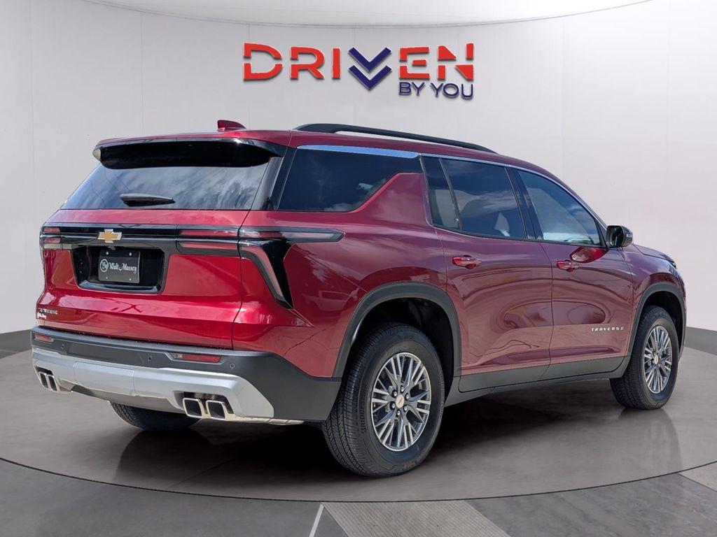 new 2026 Chevrolet Traverse car, priced at $44,655