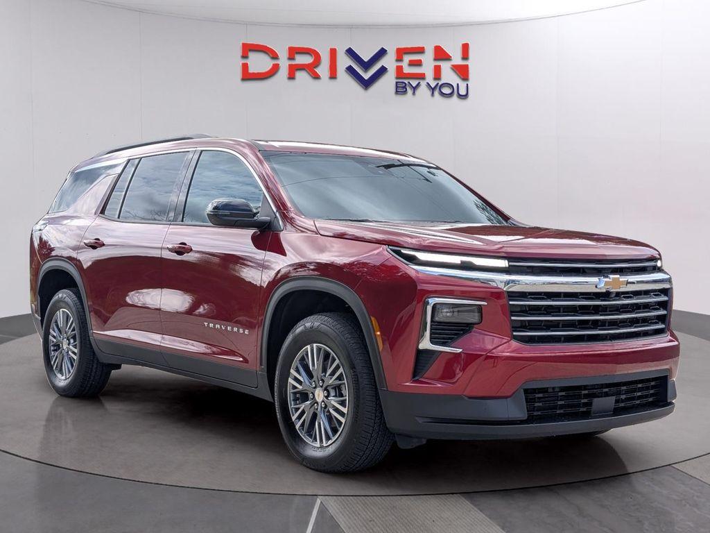 new 2026 Chevrolet Traverse car, priced at $44,655