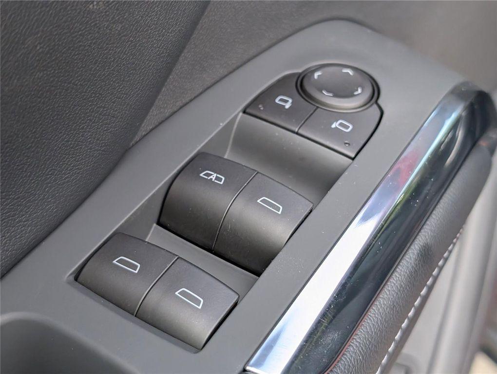 new 2026 Chevrolet Traverse car, priced at $44,655