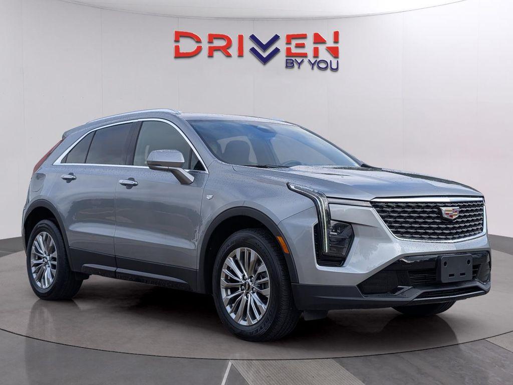 used 2024 Cadillac XT4 car, priced at $30,499