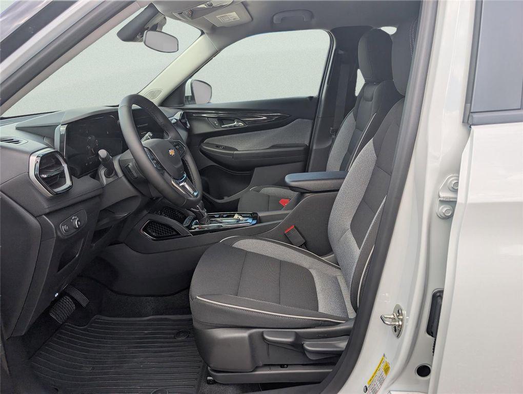 new 2026 Chevrolet TrailBlazer car, priced at $28,550