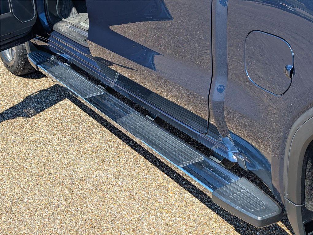 used 2023 GMC Sierra 1500 car, priced at $46,099