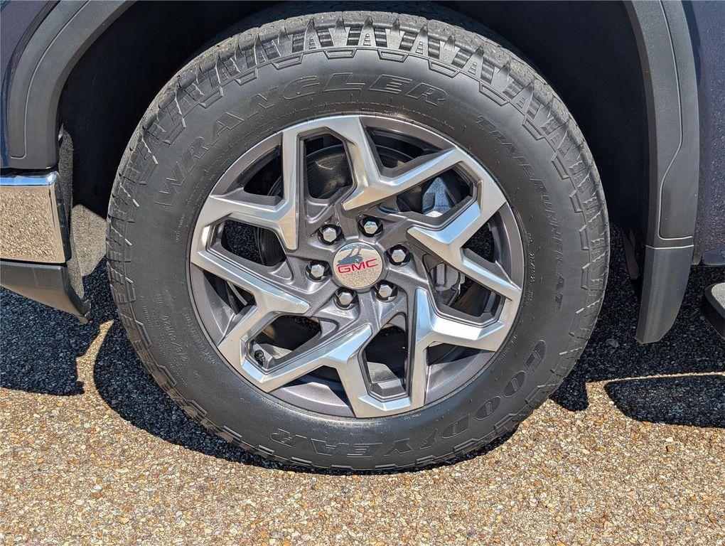 used 2023 GMC Sierra 1500 car, priced at $46,099