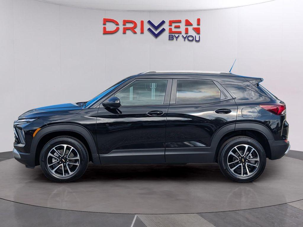 new 2026 Chevrolet TrailBlazer car, priced at $31,275