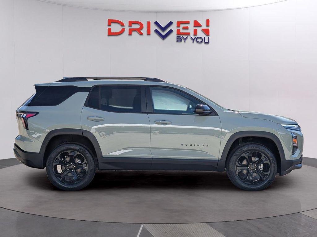 new 2026 Chevrolet Equinox car, priced at $33,955