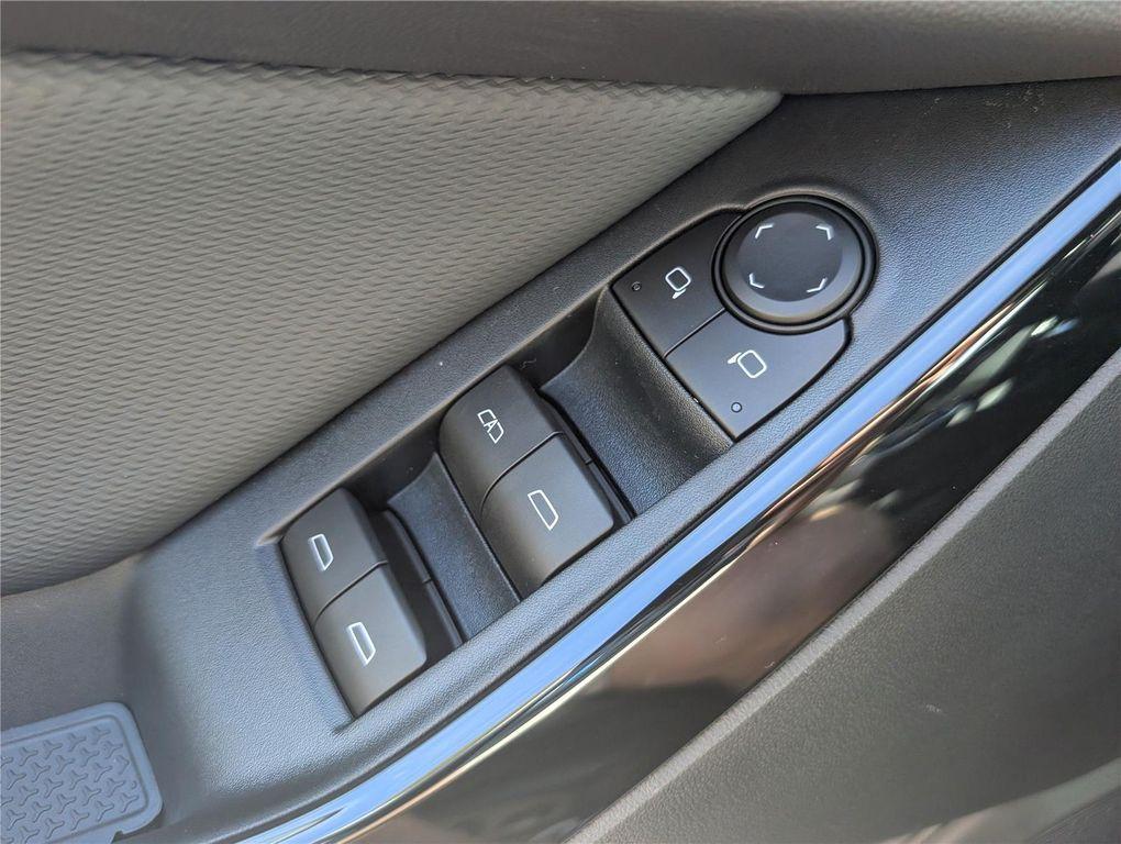 new 2026 Chevrolet Equinox car, priced at $33,955