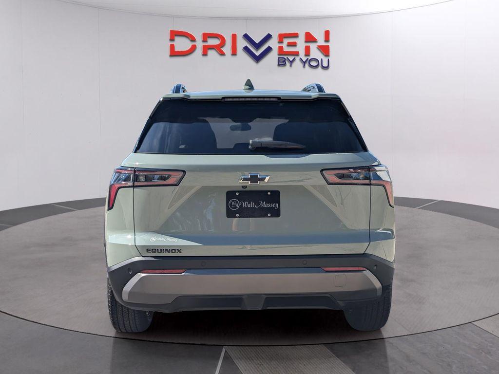 new 2026 Chevrolet Equinox car, priced at $33,955