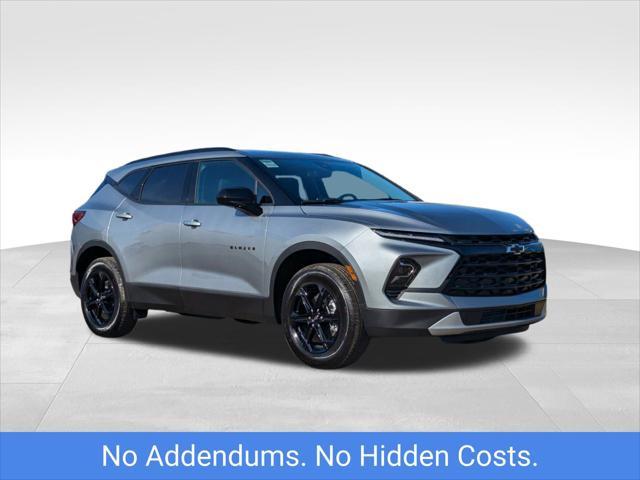 new 2025 Chevrolet Blazer car, priced at $35,748