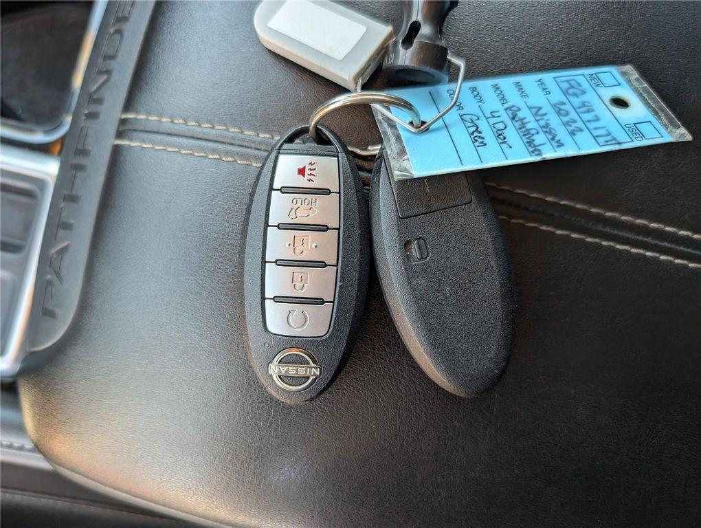 used 2022 Nissan Pathfinder car, priced at $25,699