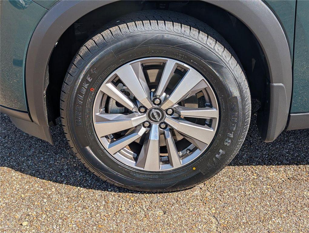 used 2022 Nissan Pathfinder car, priced at $25,699