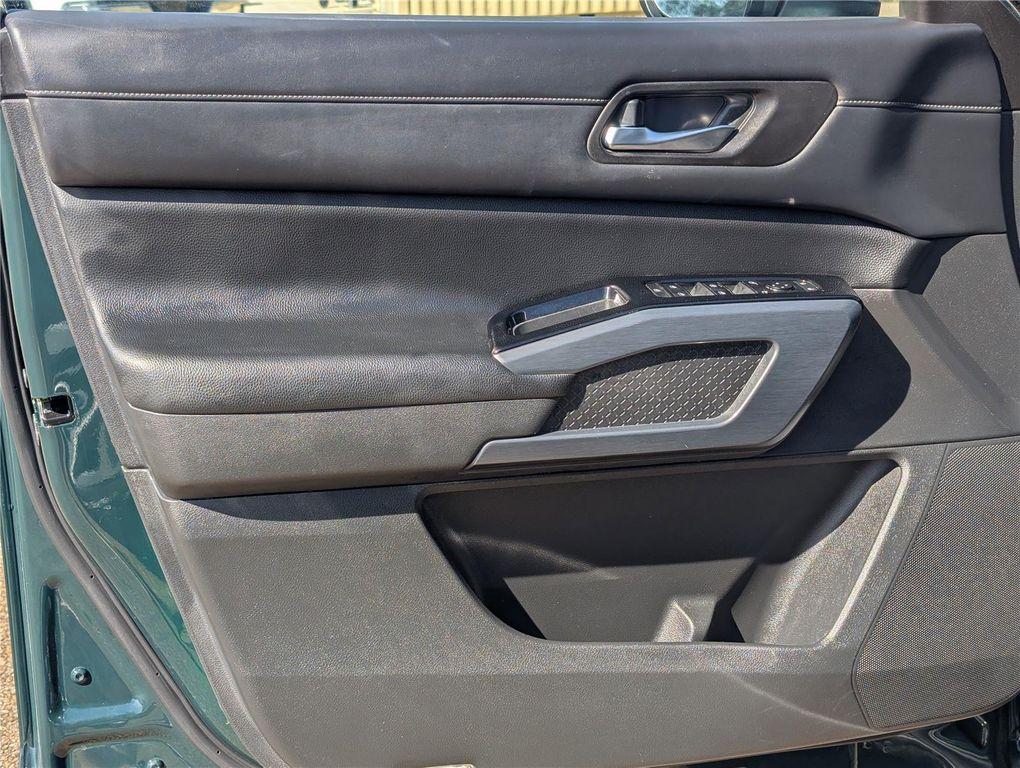 used 2022 Nissan Pathfinder car, priced at $25,699