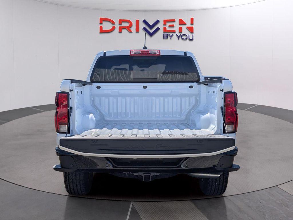 new 2026 Chevrolet Colorado car, priced at $35,124