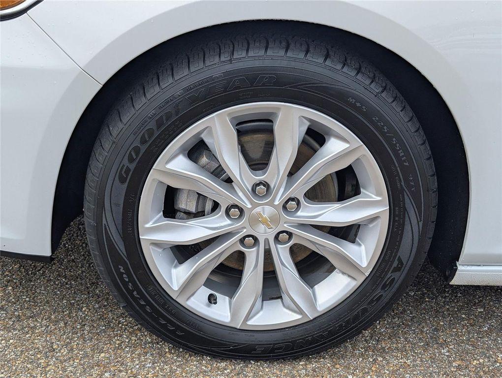 used 2023 Chevrolet Malibu car, priced at $18,599