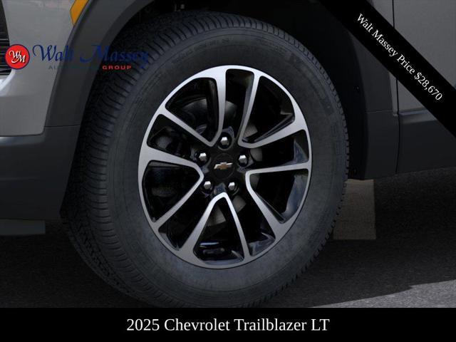 new 2025 Chevrolet TrailBlazer car, priced at $28,670