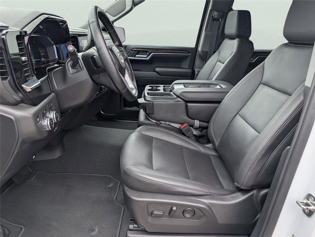 used 2024 GMC Sierra 1500 car, priced at $39,799