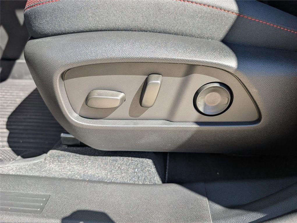 new 2026 Chevrolet Equinox car, priced at $37,210