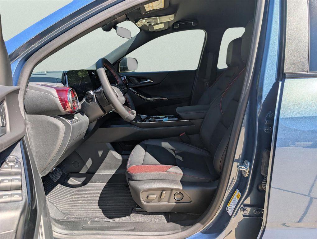 new 2026 Chevrolet Equinox car, priced at $37,210