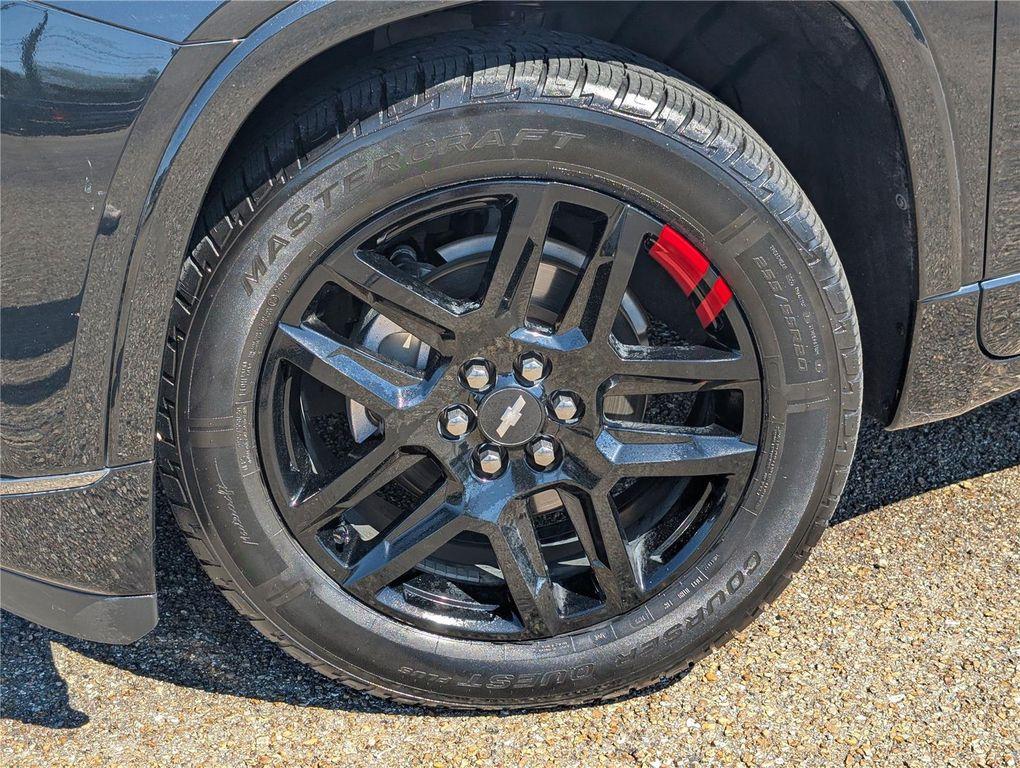 used 2019 Chevrolet Traverse car, priced at $18,899