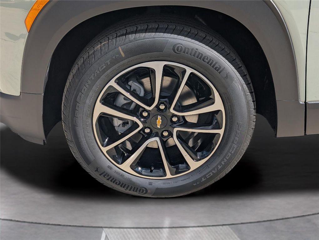 new 2026 Chevrolet TrailBlazer car, priced at $28,080