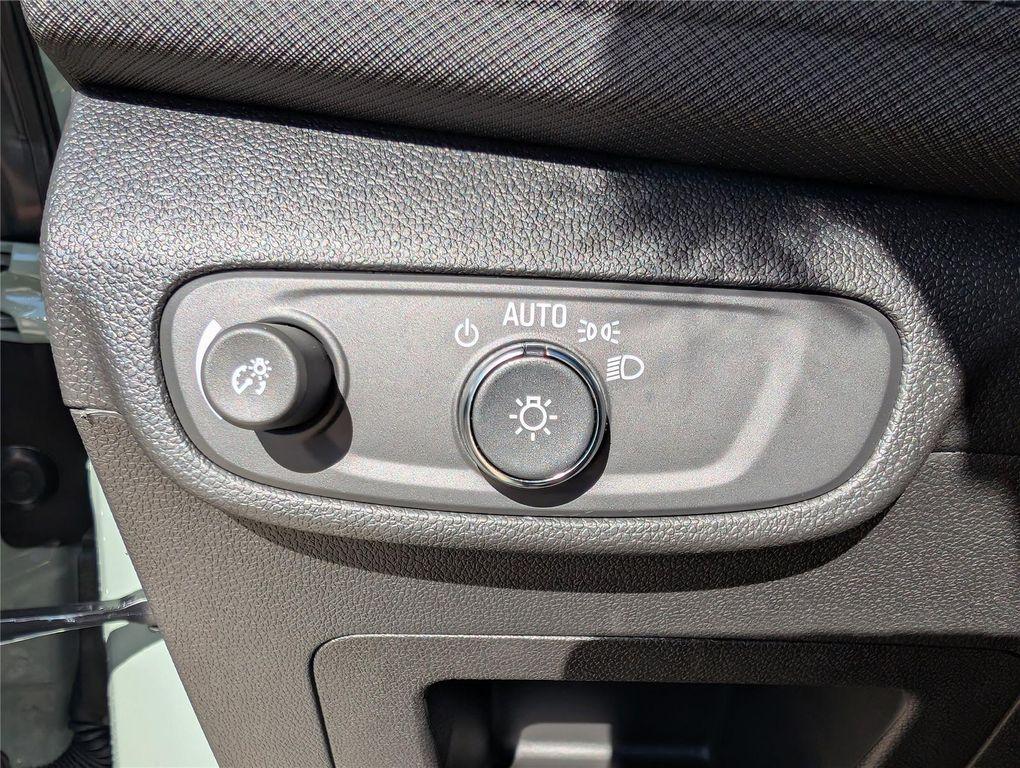 new 2026 Chevrolet TrailBlazer car, priced at $28,080