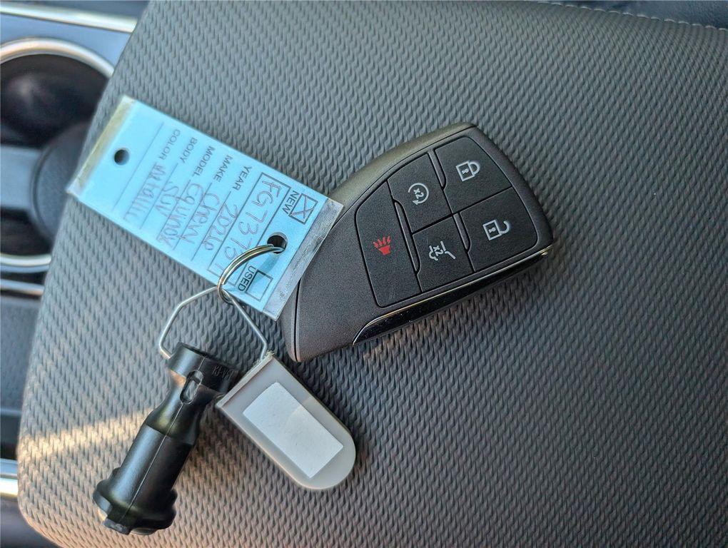 new 2026 Chevrolet Equinox car, priced at $34,290