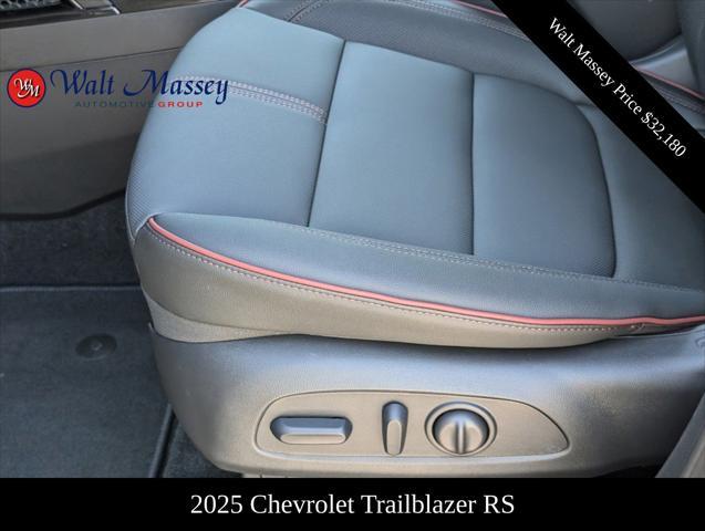 new 2025 Chevrolet TrailBlazer car, priced at $32,180