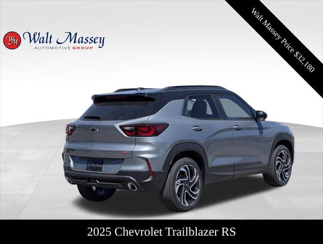 new 2025 Chevrolet TrailBlazer car, priced at $32,180