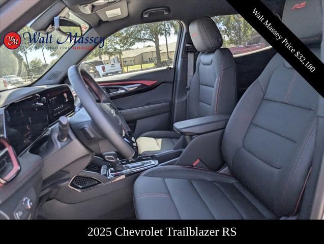 new 2025 Chevrolet TrailBlazer car, priced at $32,180