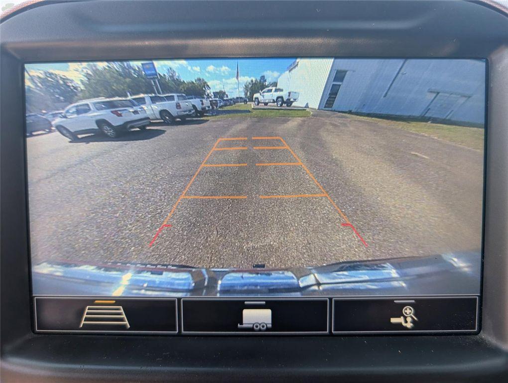 used 2020 GMC Sierra 1500 car, priced at $32,399