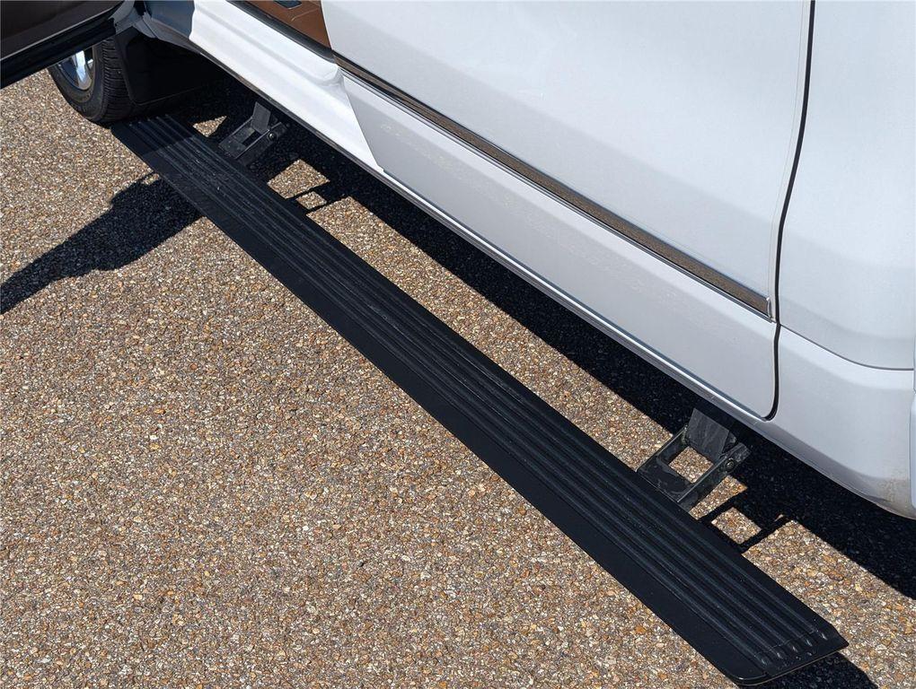 used 2022 Ram 1500 car, priced at $39,744