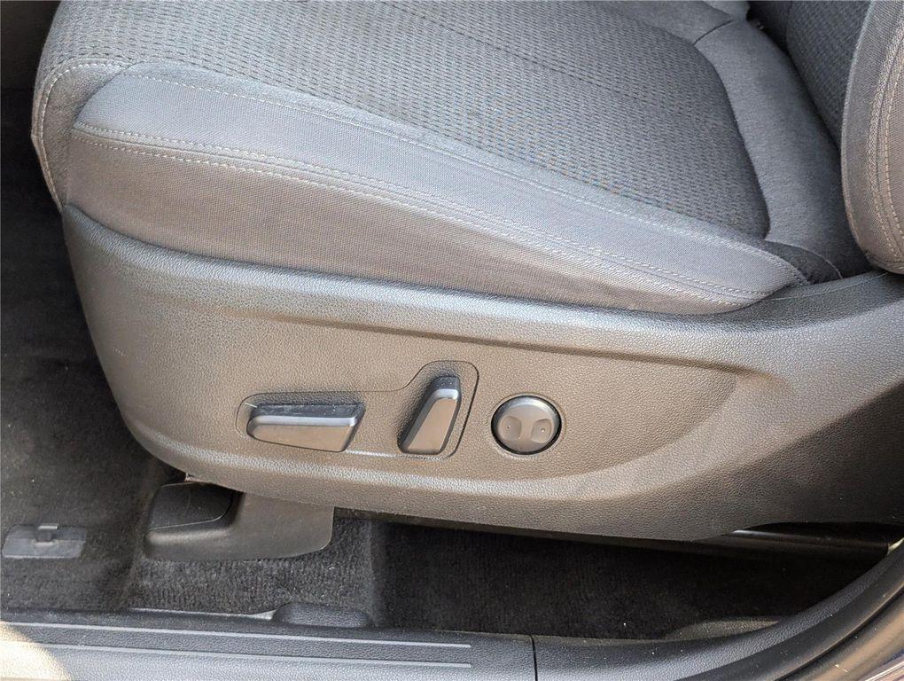used 2023 Hyundai Santa Fe car, priced at $19,998