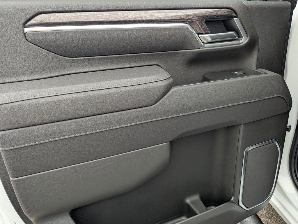 new 2026 Chevrolet Silverado 2500 car, priced at $85,380