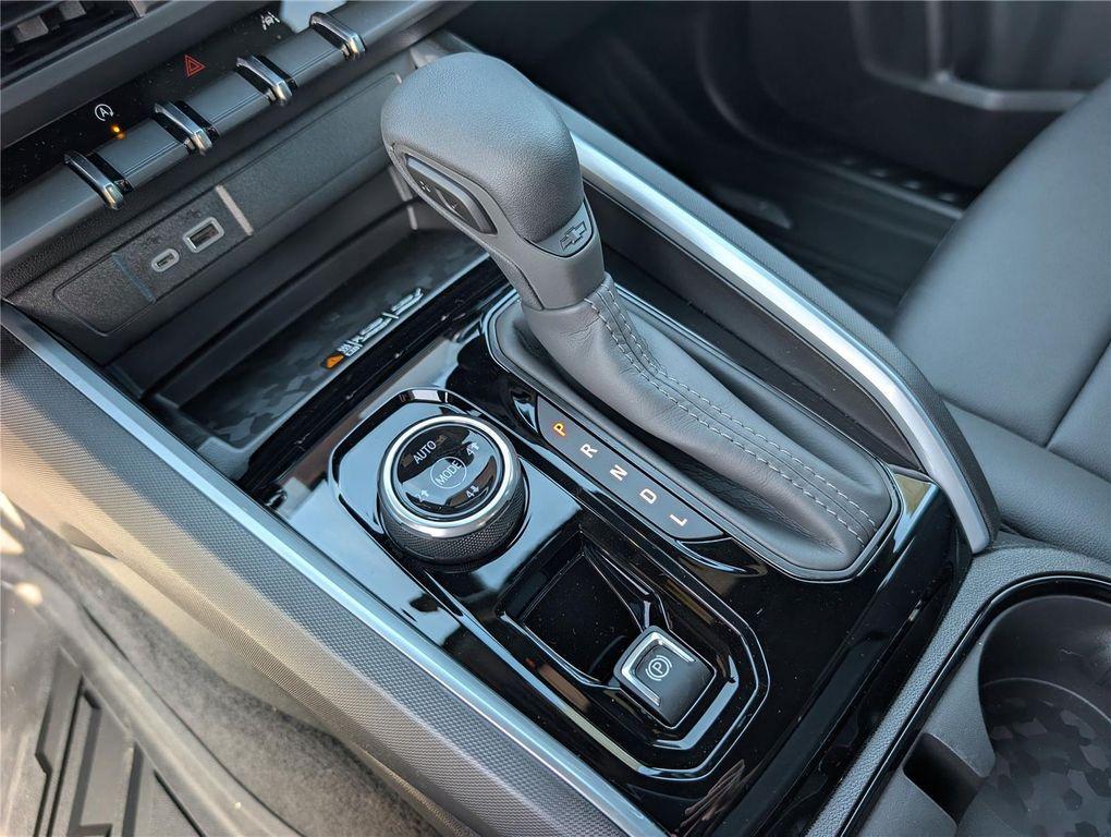 new 2026 Chevrolet Colorado car, priced at $45,450