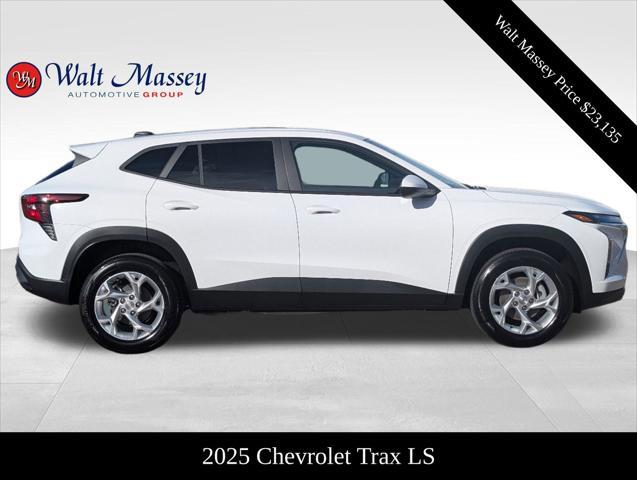 new 2025 Chevrolet Trax car, priced at $23,135