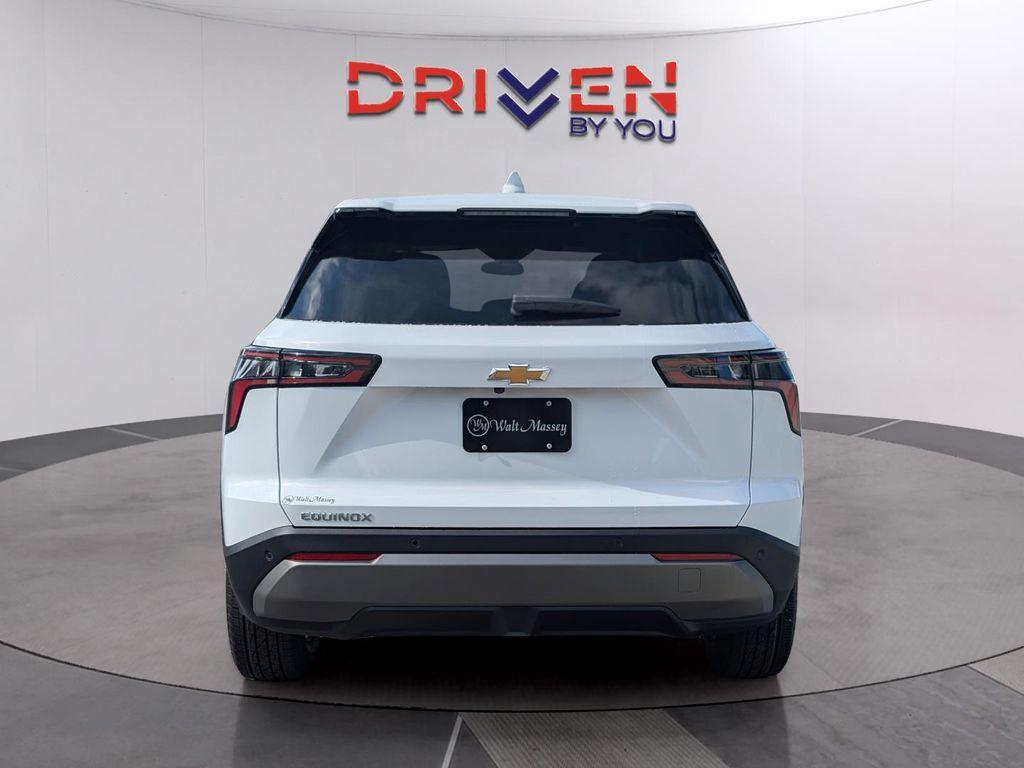 new 2026 Chevrolet Equinox car, priced at $30,860
