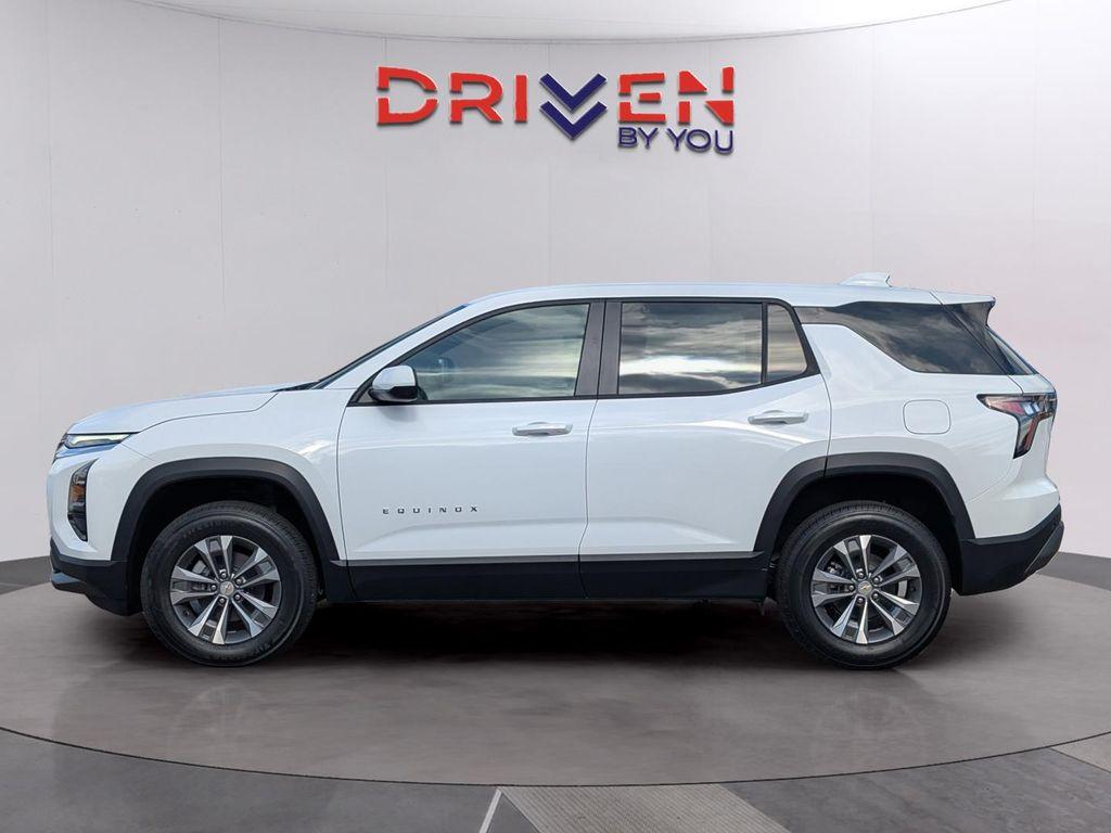 new 2026 Chevrolet Equinox car, priced at $30,860