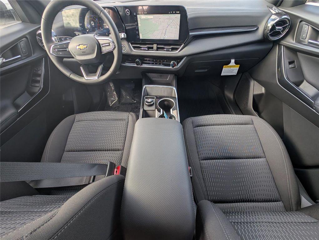 new 2026 Chevrolet Equinox car, priced at $30,860