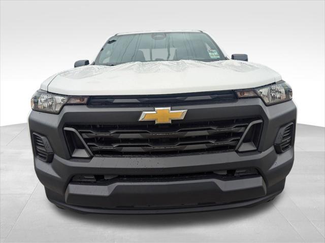 new 2024 Chevrolet Colorado car, priced at $35,060