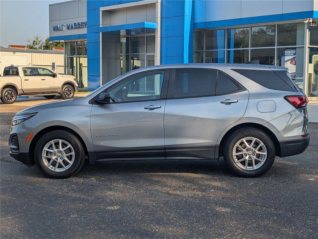 used 2024 Chevrolet Equinox car, priced at $19,799