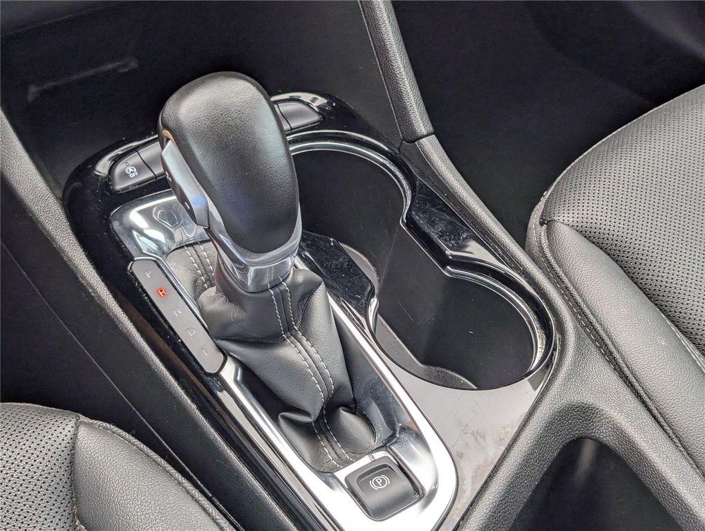 used 2024 Buick Encore GX car, priced at $20,198
