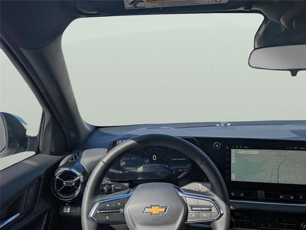 new 2026 Chevrolet Equinox car, priced at $33,320