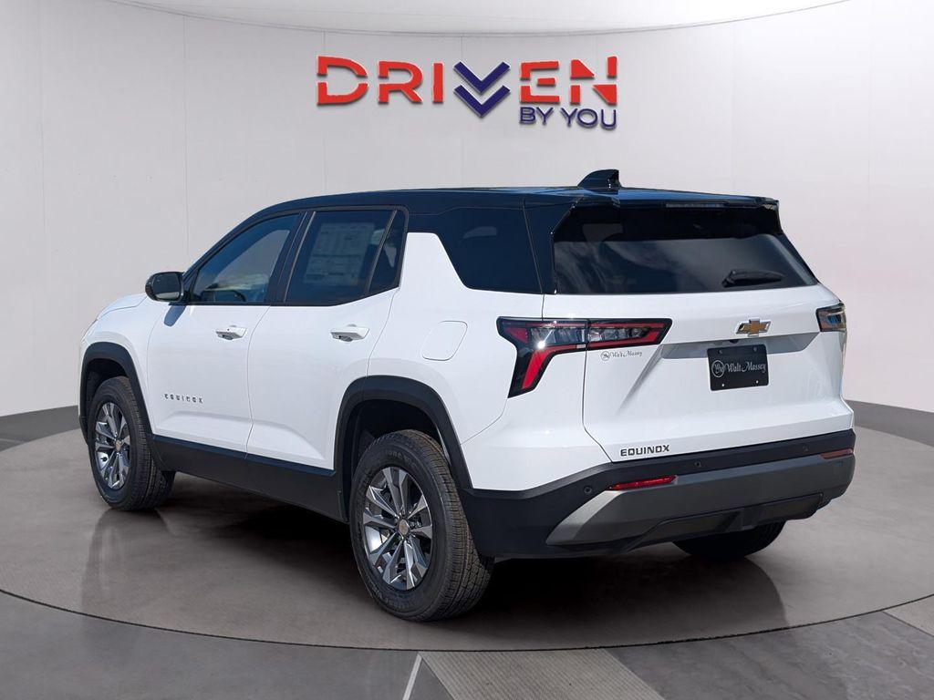 new 2026 Chevrolet Equinox car, priced at $33,320