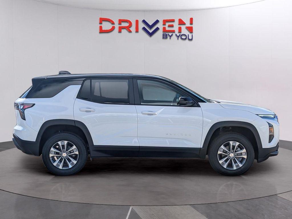 new 2026 Chevrolet Equinox car, priced at $33,320