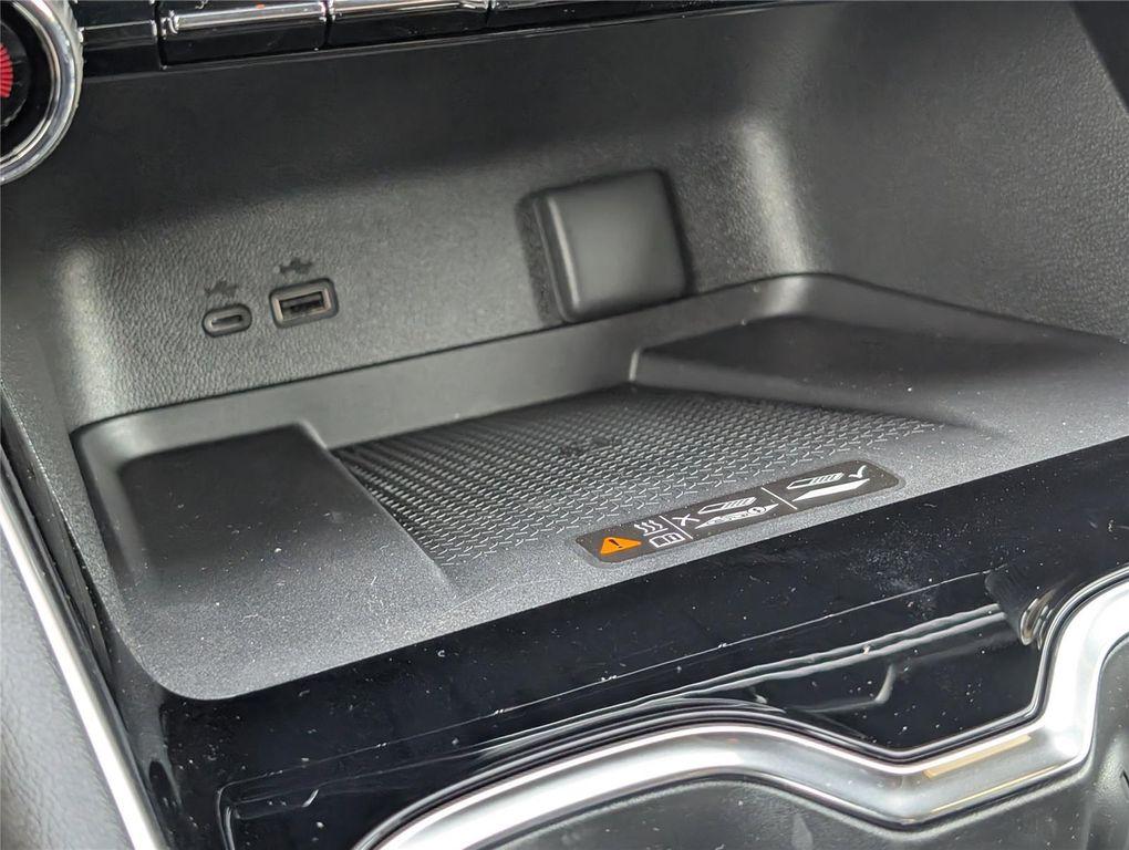 new 2026 Chevrolet Traverse car, priced at $43,202